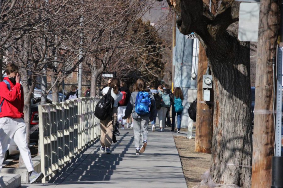 Salt+Lake+City+School+District+students+walk+home+after+school.